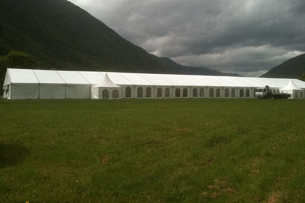 Montage Plancher pour Tente Silhouette, Château de Pennautier