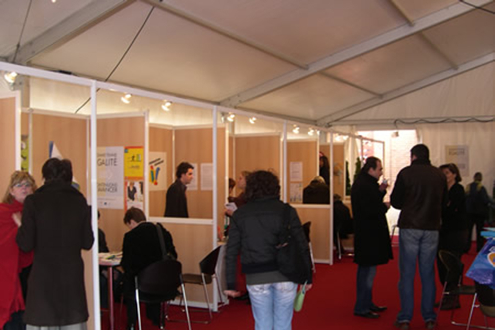 Montage Plancher pour Tente Silhouette, Château de Pennautier